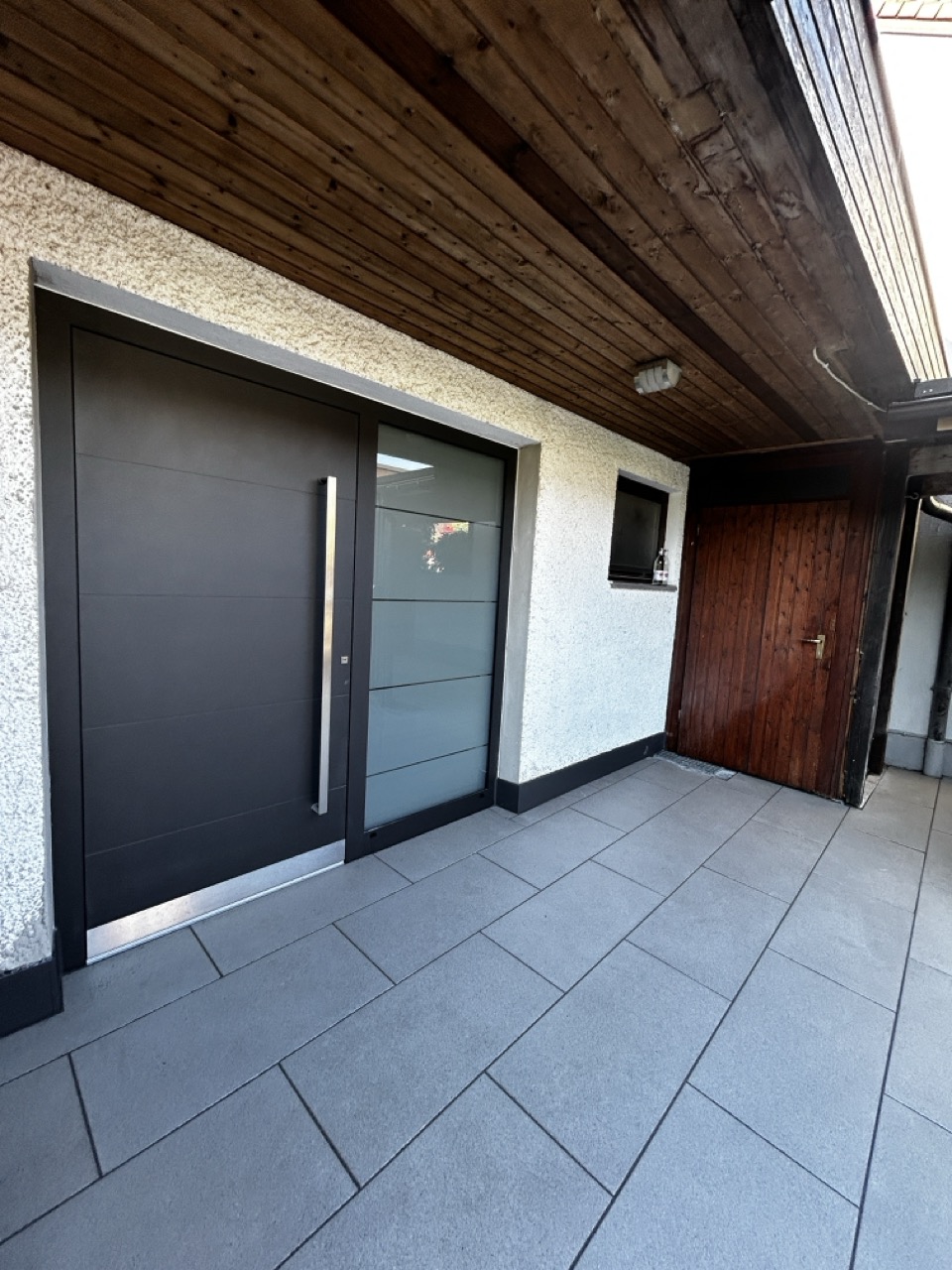 Wohnbau Kraus EFH Haustürtausch, Sanierung Nachher 6