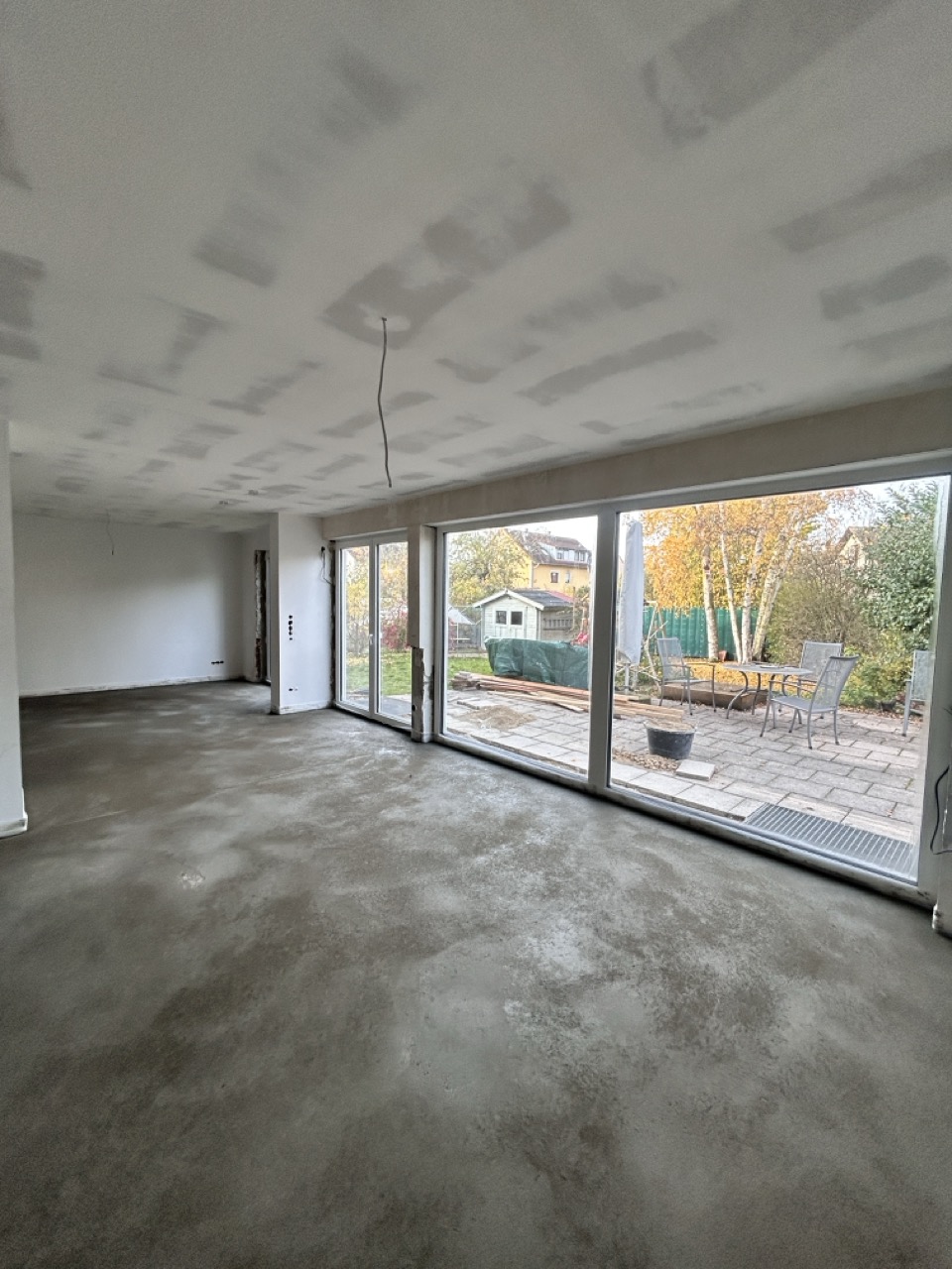 Wohnbau Kraus EFH Sanierung Wohnhaus und Außenanlage Nachher 12