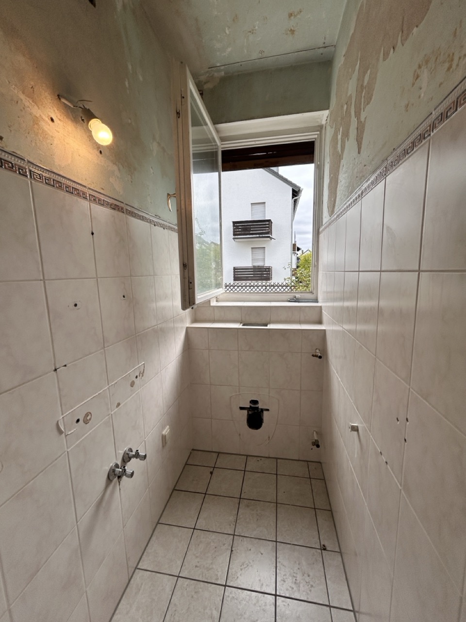 Wohnbau Kraus EFH Sanierung Wohnhaus und Außenanlage Vorher 10