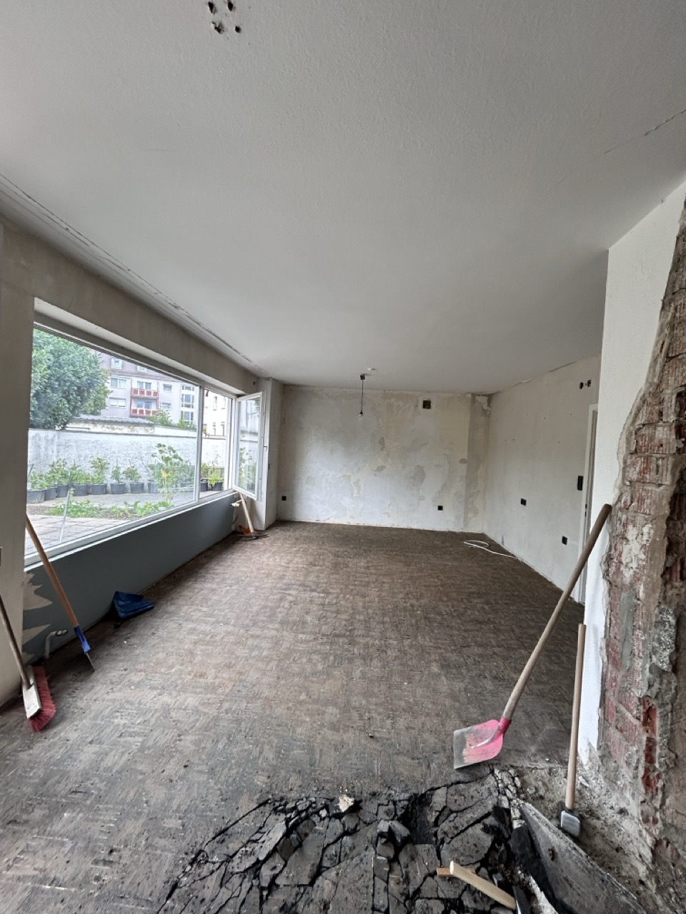 Wohnbau Kraus EFH Sanierung Wohnhaus und Außenanlage Vorher 8